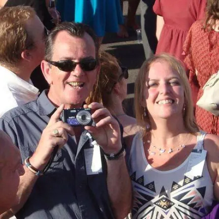 بعد 20 عاماً من الفراق...كليته أحيت حبهم