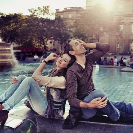 8 إشارات تدل على أن المرأة ترغب رجلاً ما