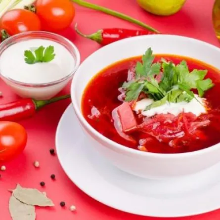 شوربة البندورة مع "البارميزان"