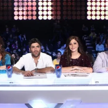 إكس فاكتور: منافسة حامية بين إليسا ووائل وكارول والجسمي