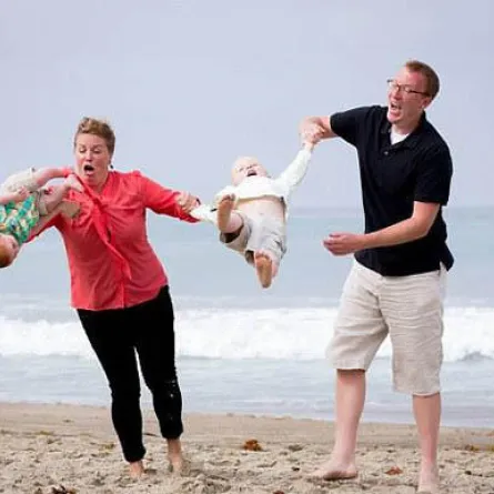 أسوأ صورة عائلية حسب تصنيف مواقع التواصل الاجتماعي