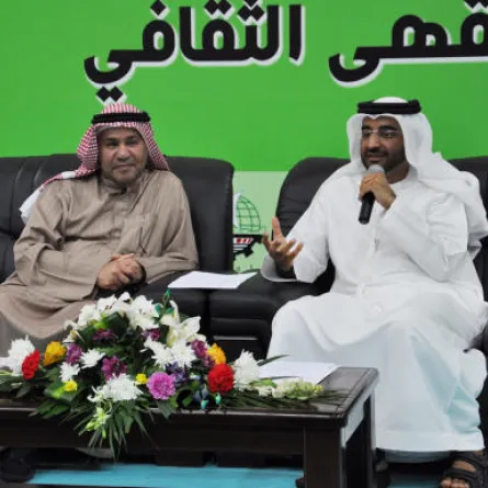 أمسية أدبية للشاعر الإماراتي خالد الظنحاني