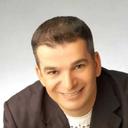 طوني خليفة لنضال الأحمدية:أنت مثل والدتي