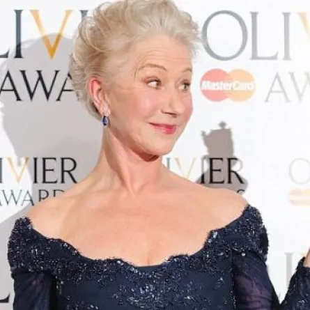 Helen Mirren الملكة مجدّداً في حفل جوائز Olivier
