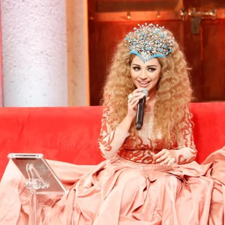 "تاج" السلطانة هيام على رؤوس فنّاناتنا