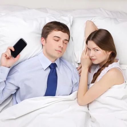 طقوس نوم الأزواج تزعج الزوجات!