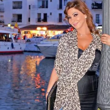 إليسا في إجازة بين "ماربيا" الإسبانية و"فلورانسا" الإيطالية