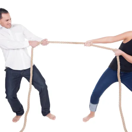 لعبة السيطرة الخفية بين الرجل والمرأة!