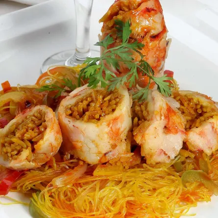 كبسة الروبيان مع الشعيريّة