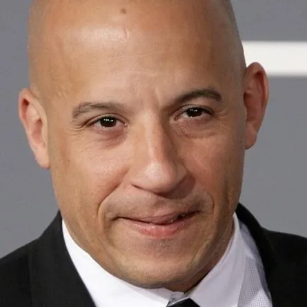 Vin Diesel أكثر رجل مطلوب في العالم