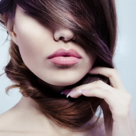 وصفة طبيعيّة لتقشير الشّفاه