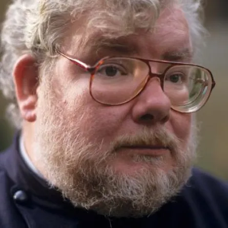 وفاة "العم فيرنون" في أفلام "هاري بوتر"