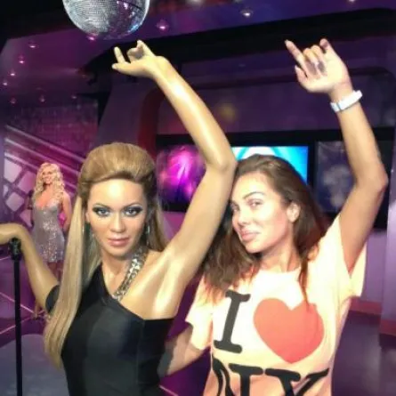 نيكول سابا تجول سياحيّاً برفقة بيونسيه!