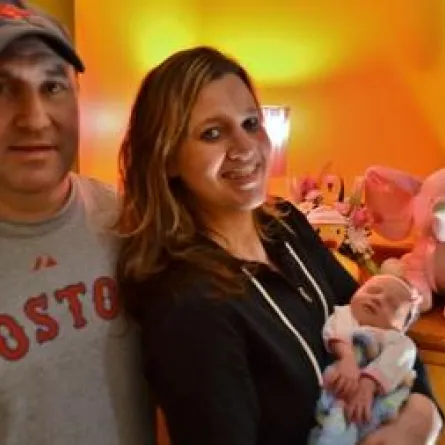 أول طفل يولد في بلدة أسبانيّة منذ 45 عاماً