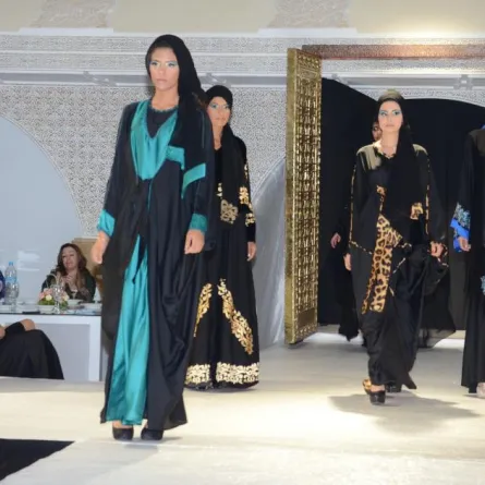 عبايات خليجية بلمسة مغربية