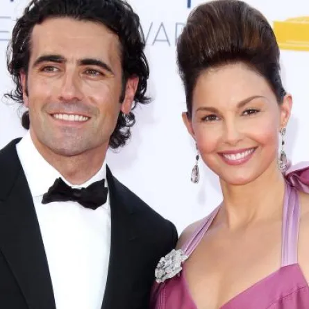 آشلي جود تنفصل عن زوجها أخيراً!