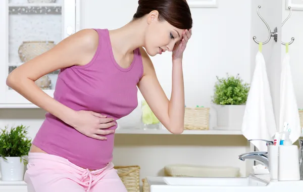 أنا حامل وأحب تناول الطباشير والثلج والرمل!