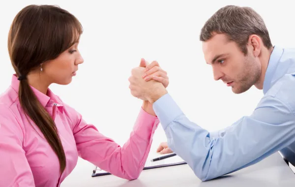 خطر منافسة الزوج في العمل