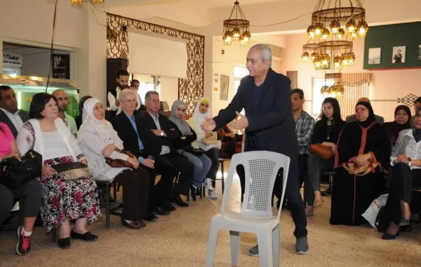 مسرحية "سأموت في المنفى" في وسط البلد بعمان