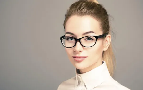 فتاة تنتقم بذكاء من صديقها بعد انفصاله عنها
