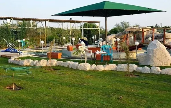 سعودي يحوِّل أرضه الصحراوية إلى "مزرعة سياحية"