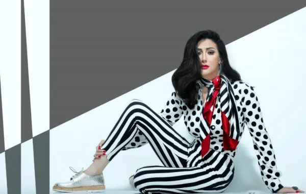 بالفيديو: أغرب هديّة للفنانة غادة عبد الرازق