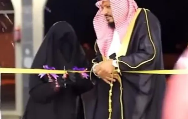 سعودي يكرِّم زوجته بافتتاح متجر باسمها