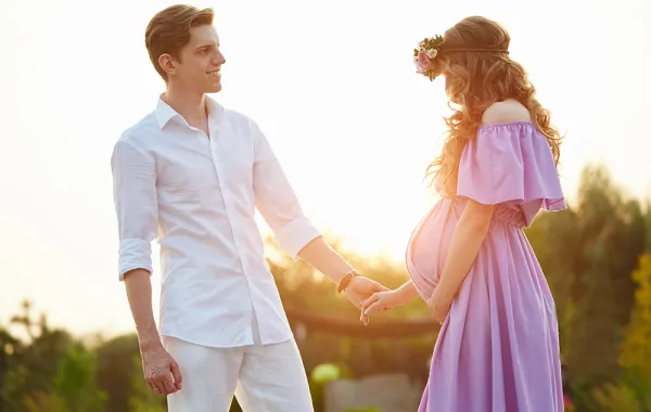 كيف تحافظ الحامل على حياتها الاجتماعية؟