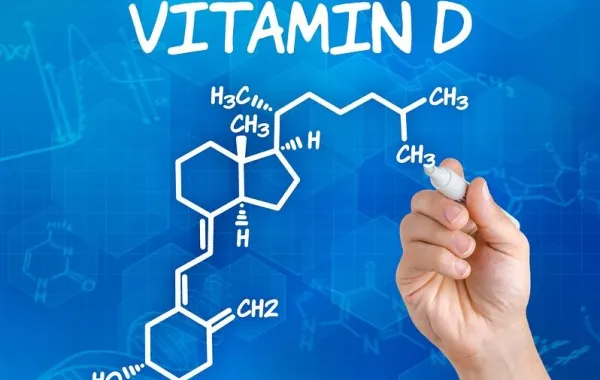 فيتامين دي يجنّبك انقطاع الطمث المبكّر