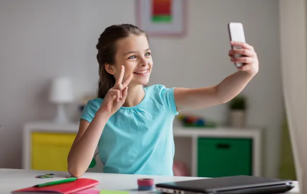 استغلِّي رمضان لتقليل تعلُّق أبنائك بالإنترنت