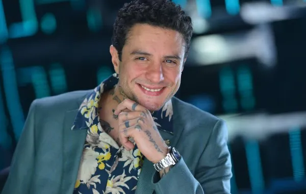 بالفيديو: أحمد الفيشاوي يحب شيرين رضا ويريد الزواج من هيفاء وهبي