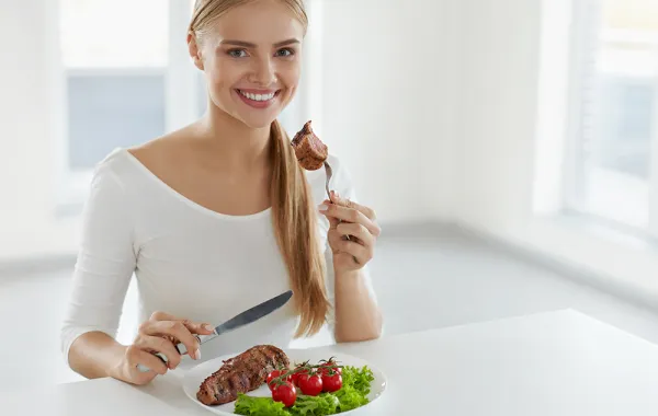 البروتين: لا تتخلي عنه أبدًا للأسباب الآتية...