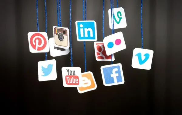 ميزات جديدة على سناب شات وانستقرام وتويتر