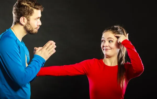 هل زوجي مجنون؟