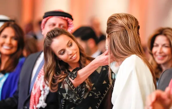 الملك عبد الله الثاني والملكة رانيا يحتفلان بعيد الاستقلال الأردني