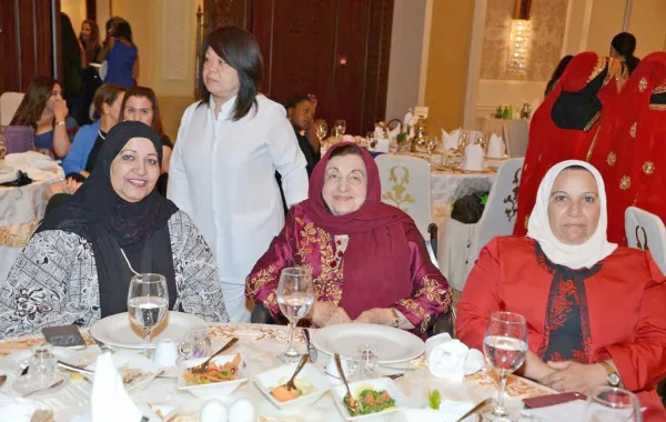 الشيخة ثاجبة ترعى الحفل السنوي للاتحاد العالمي لصاحبات الأعمال