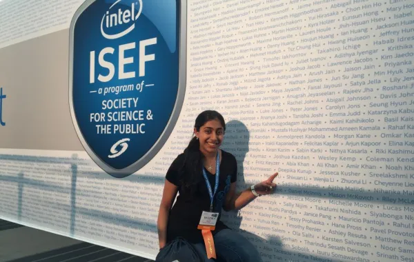 طالبتان سعوديتان تحققان مركزين متقدمين في مسابقة "Intel isef"