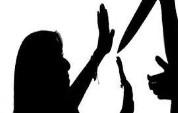شك بزوجته الحامل... فطعنها 20 مرة
