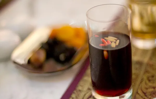 الجلاب: 10 فوائد صحية لا تعرفينها عن هذا الشراب