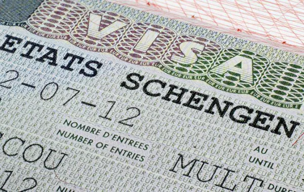 السماح للسعوديين بالدخول للبوسنة والهرسك بـ"تأشيرة الـ Schengen" ابتداءً من الغد
