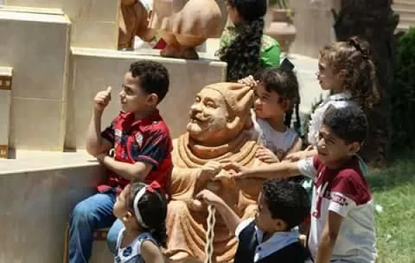مشروع تخرج يتحول لحديث "سوشيال ميديا"