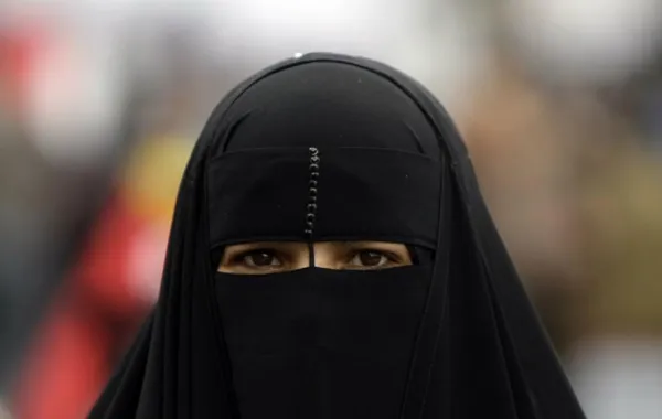 أم مشردة تناشد الملك سلمان: "فكرت أسمم عيالي"