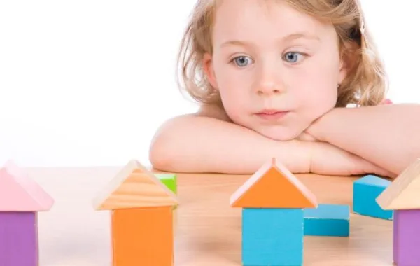 أطباء يكتشفون سبباً للتوحد خلال الحمل