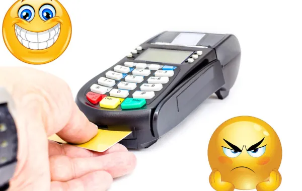 بطاقة بنكية تبتسم وتحزن عند استخدامها!