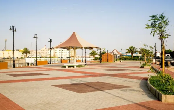 أمانة جدة تفتتح ممشى زهرة الواحة