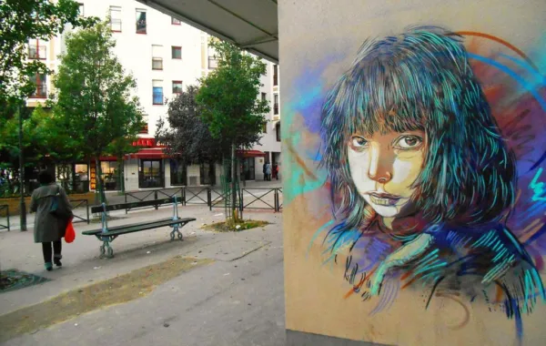 جمعية تدرب كبار السن على «رسم الجدران»