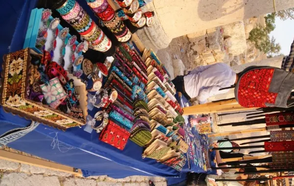 رحلة في جرش.. دهشة لا تنتهي وموسيقى توزع الفرح طوال أيام المهرجان