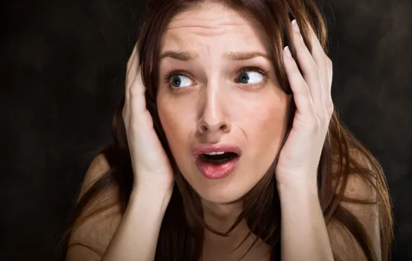 ماذا تفعلين إذا وجدتِ نفسك أمام أحد هذه المخاطر؟