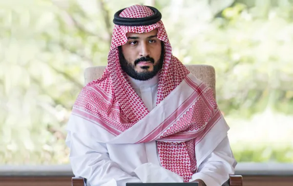 "الرجل" تصدر عدداً توثيقياً عنه.. محمد بن سلمان.. قصص النجاح تبدأ برؤية