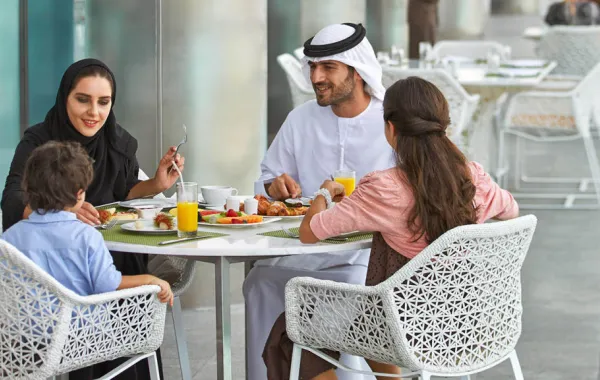 موقع سفر عالمي يرشح للسعوديين وجهات سياحية لقضاء عيد الأضحى